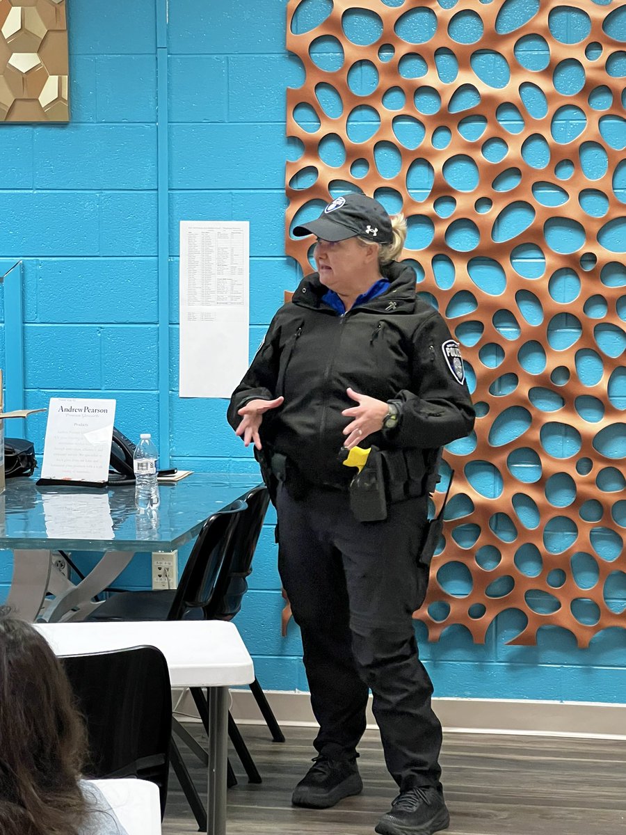 Thank you MAPD Sergeant Stacy Inman for sharing your career pathway story w/ #careerconnections today…along with the MAPD Explorer’s opportunities for youth 14-21 who might be interested in law enforcement careers. #explore @MACSchools @CTEforNC @Levi_Goins @mel_sparks5