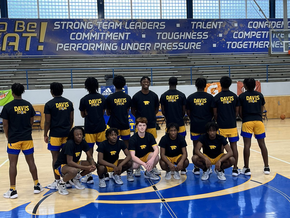 ColumbiaBball's tweet photo. TODAY WAS PICTURE DAY IN COLUMBIA‼️
Pictured here are a bunch of goof balls that just enjoy being around each other‼️ 😂😂
These incredible young men are competing for something greater than themselves‼️ 💪🏾💙💛
#SmileBig 
#DavisStrong https://t.co/AGYrajhgY2