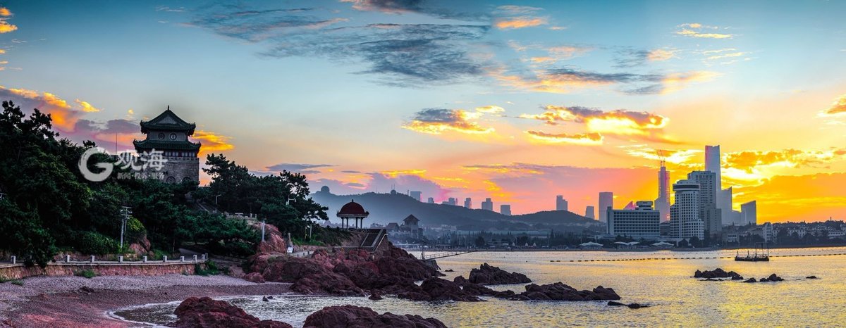 Lu Xun Park in Qingdao under the golden morning light.