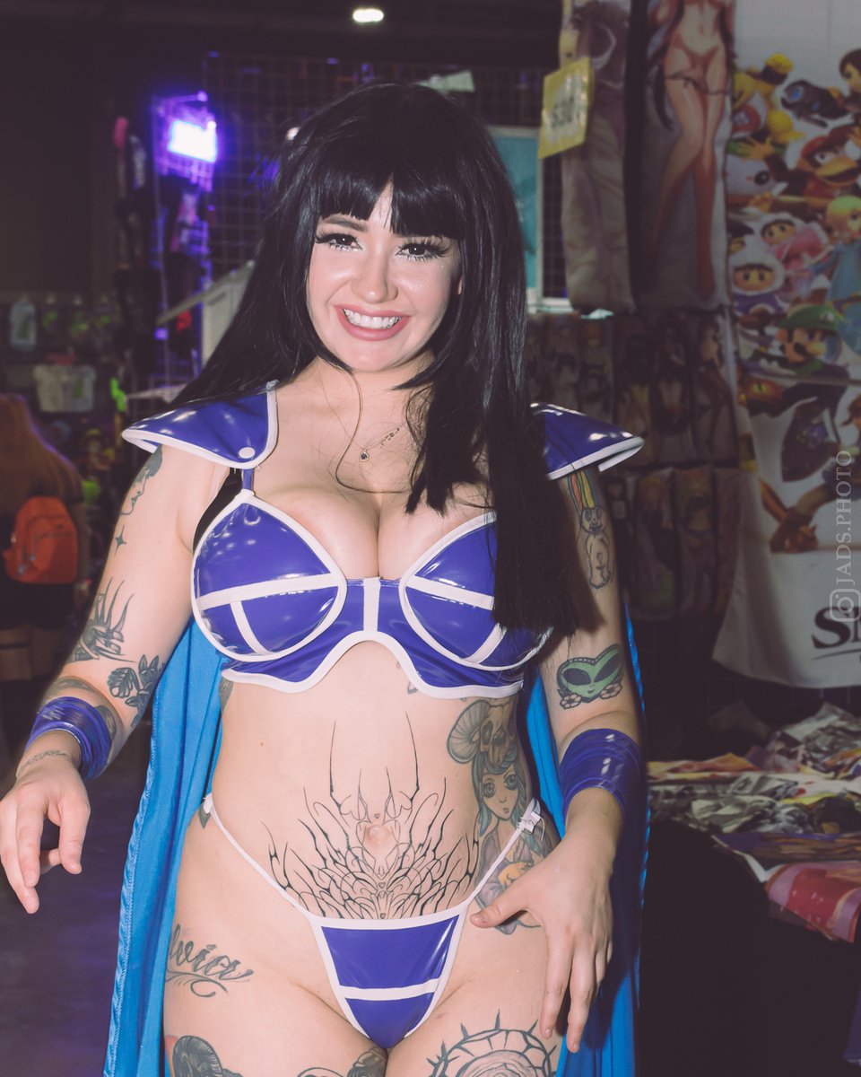 JADSPHOTO's tweet photo. Empezamos con estas fotos de Chi-chi. ❤️

PD. En la ultima foto hay una sonrisa que debemos proteger.

Créditos:
Cosplayer: @BlackBetzy Evento: @AHCON5 

#dragonball #milk #chichi #cosplay #anime #manga #jads #hermosillo #photography #convencion #mty #ahcon #ecchi https://t.co/ErXo1RYW4Z