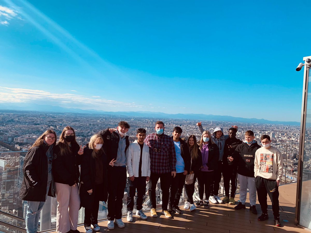 EtoneCollege's tweet image. Just look at these amazing photos from our Sixth Form students over in Japan!
Capcom, Nintendo and the breathtaking Shibuya skyline!
Keep us posted!
@Nintendo_japan @Pokemon #Shibuya
#MatrixJapan #TuringProject #Japan