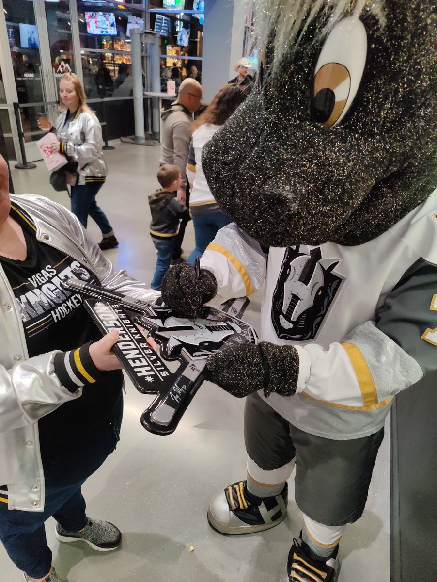 LVDad23's tweet photo. @HSKnights Had a great time!  Even got Lucky's signature! https://t.co/OQgUeOqHoX