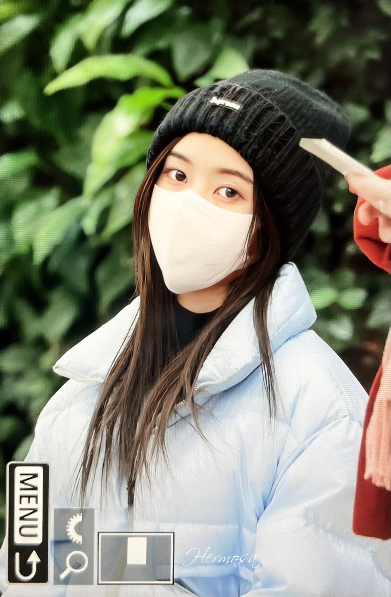 Hermosa_0302's tweet photo. 230201 GMP pre

#케플러 #Kep1er #김다연 #다연 #KIMDAYEON #Dayeon https://t.co/tkevJqsjsb