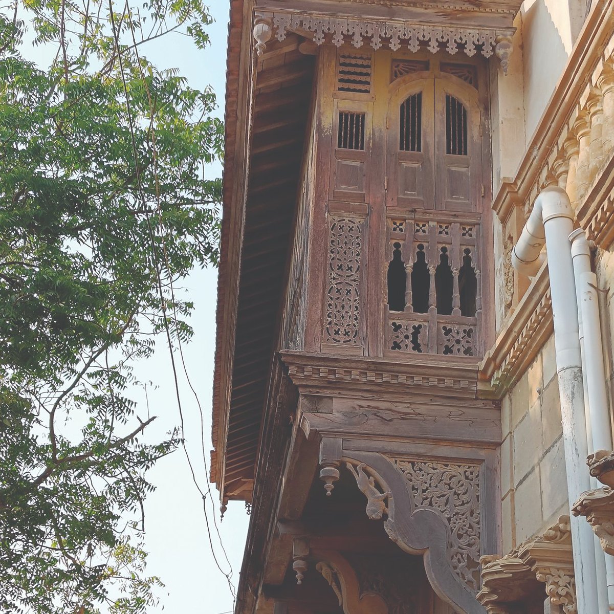 chccept's tweet photo. Some photographs from our first reconnaissance in Kutch, Gujarat for the EWAP (Endangered Wooden Architecture Program), hosted at @oxford_brookes  and delivered in collaboration with @CyArk . 
@ewap_brookes @lowercasevowels @ashna2106  @Mrudula_Mane @CeptResearch @CEPTUniversity1 https://t.co/Tkx8rVDTHT