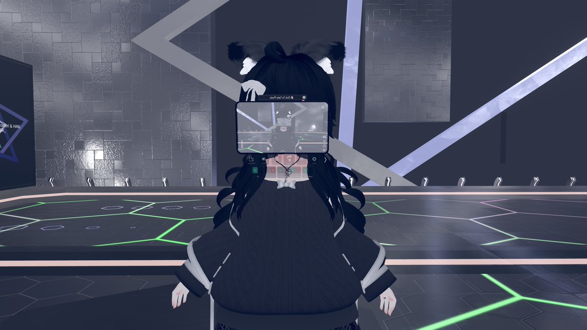 blackstar_vrc's tweet image. VRChat 오픈베타 출시
이 멀티레이어 카메라를 이용하면
기존에 찍었던 카메라에서
로컬, 배경, UI를 3개로 분할해서 사진을 남길 수 있습니다
알파 투명도로 저장되므로 포토샵에서 유용하게 활용 가능