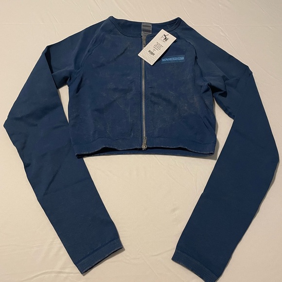 FASHIONISTA1409's tweet photo. So good I had to share! Check out all the items I'm loving on @Poshmarkapp #poshmark #fashion #style #shopmycloset #fashionnova #berlook: https://t.co/Yco14X7JOe https://t.co/TlWwKMtPyx