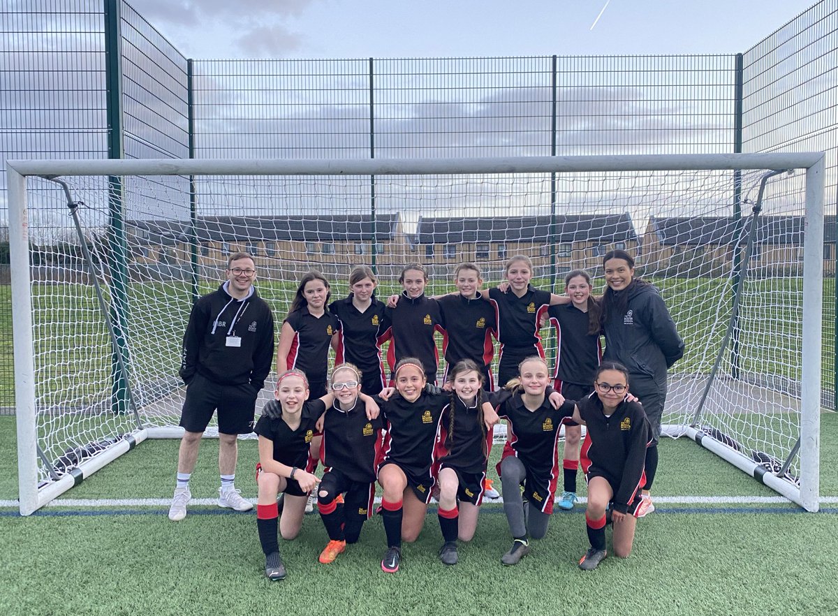 A huge well done to our Yr7 girls who are through to the next round of the County Cup after winning 1-0 against <a href="/TheOxfordAcad/">The Oxford Academy</a> ⚽️🎉well done to both teams and to Lucia and Maisie who were voted players of the match!🙋‍♀️