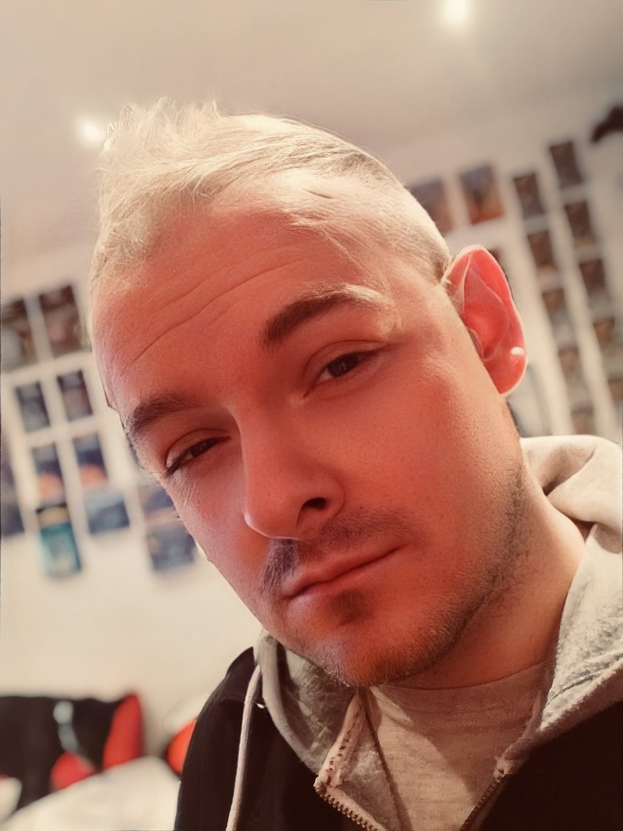 Early start today, folks. Time for caffeine, me thinks. What are you all up to, today?

#calltime #callsheets #film #media #television #producer #factual #onset 

🏴󠁧󠁢󠁳󠁣󠁴󠁿 ☕️ 🥱