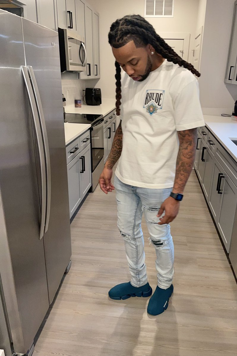 TOOfast_2FOLLOW's tweet photo. Lost it all before, &amp; went and got it back🤧💯 https://t.co/H3JnsBmERP