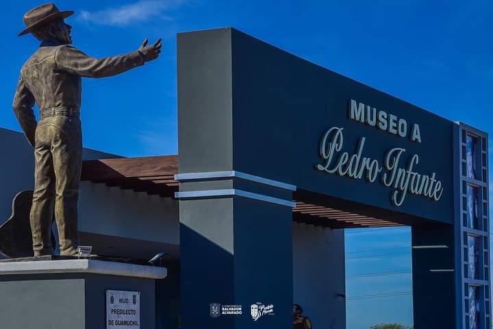 sinaloa_sectur's tweet photo. ¡Vamos a Guamuchil!

La orgullosa tierra del ídolo Pedro Infante, donde podrás encontrar un museo en su honor, después podrás pasear por la presa y probar la gastronomía del lugar y no olvides tomarte la foto en las letras.

#SinaloaLatePorSuGente
#VisitSinaloa https://t.co/TiOiuHhOJo