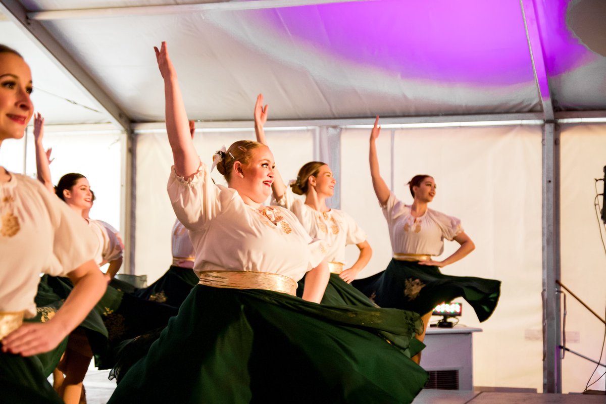 viter_canada's tweet photo. Thank you DeepFreeze Winter Festival for having our choir and dancers perform for Ukrainian Day! Дякую вам дуже! @deepfreeze_fest 

📸: @stodds_photography -Zach Stoddard Photography 

#deepfreezefest #viter #yeg #ukrainiandance #standwithukraine #ukrainianchoir https://t.co/CspQWnwkMw