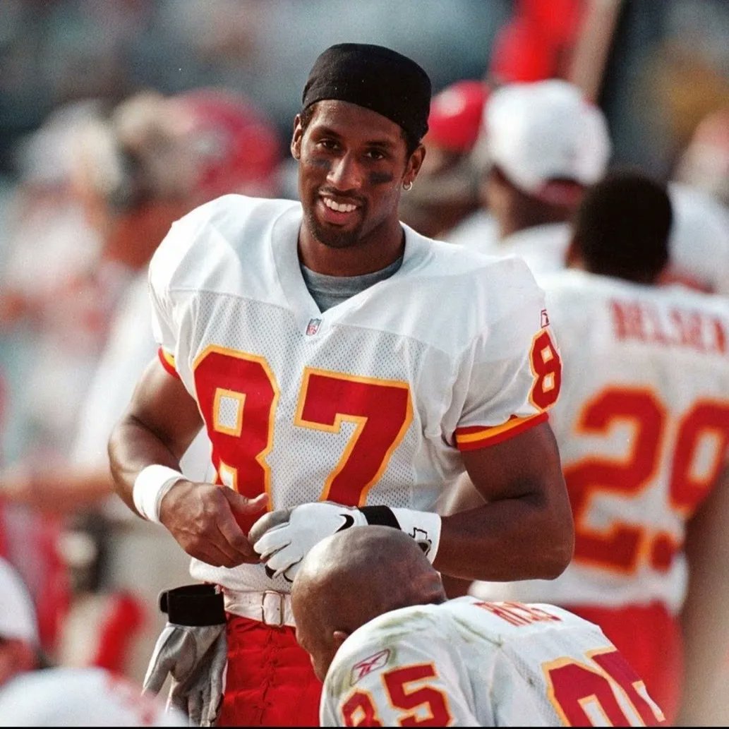 Chris Thomas -Sports Whisperer tweet media