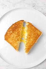 breadofcircle's tweet photo. Is it   just me or does a  Grillchy's and witch🥪  appear to be  so yummy? https://t.co/tZTiEZLvMi