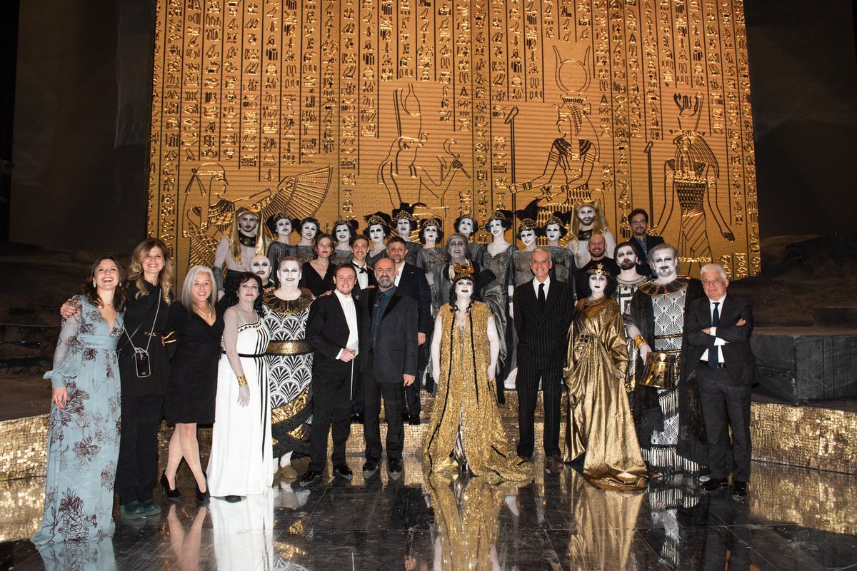 OperaRoma's tweet photo. Ottima la prima!
“Aida” rimane in scena fino al 12 febbraio.
#operaroma #TORaida #aida https://t.co/KE8cb1zR4Q