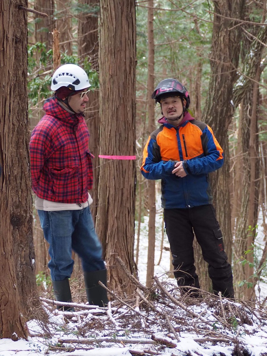 k_shusoh's tweet photo. みなさんと一緒に森を感じてみませんか‼︎

＃しょうばら雪のネイチャーツアー 
#forestworker  #おひるーな https://t.co/Qn1JzzpqQB