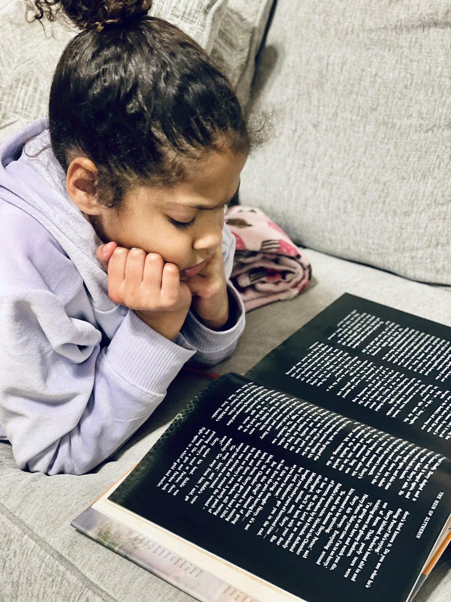 MsGreenReads's tweet photo. Reading &amp; listening to the last few chapters of Chamber of Secrets. 🐍 ⚡️ @FISD_Libraries @IsbellPride #IsbellPride #snowday ❄️ @Sorareadingapp https://t.co/4yMsOKoMiP
