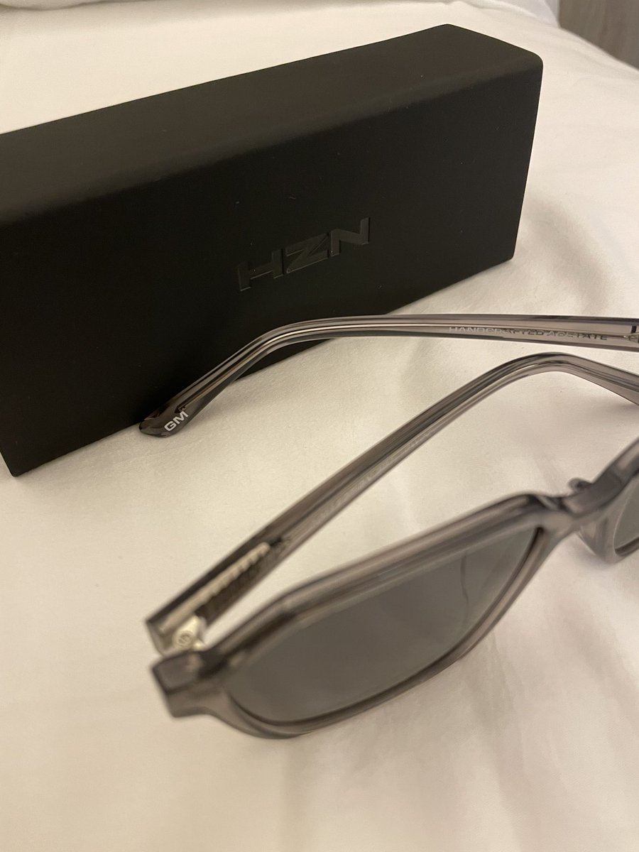 Received mine 🕶️ 
Thank you @fridgeintheopen for deliver the awesome <a href="/HZNstudio/">HZN</a> to me!🫶🏻

GM HZN!