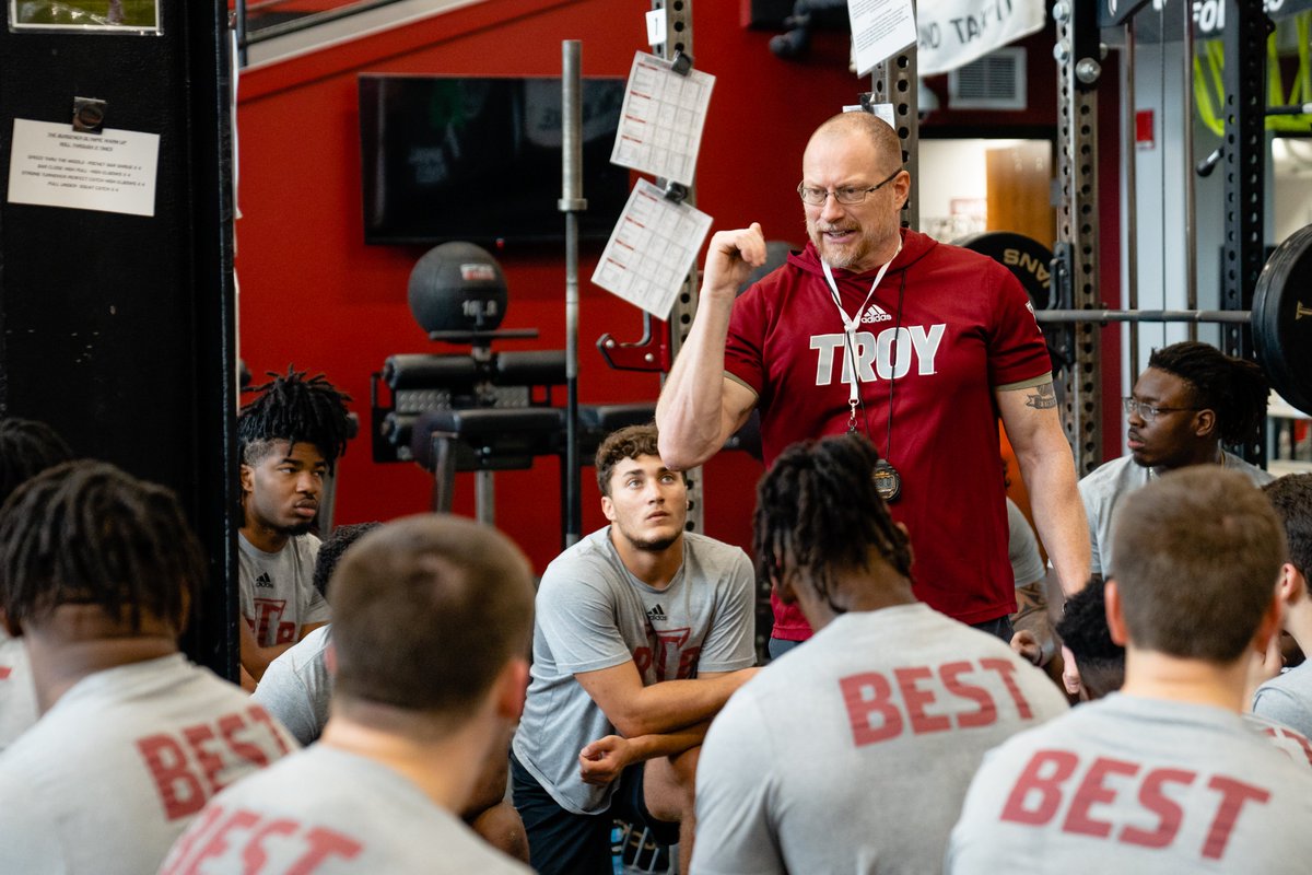 TroyTrojansFB's tweet image. Back in the lab 😤

#RiseToBuild | #OneTROY ⚔️🏈