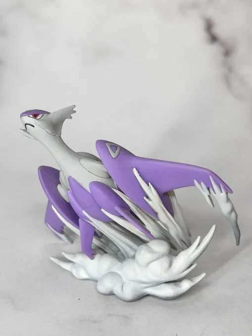 続いての制作は海外ポケモンPOKÉMON TRADING CARD GAMEFIGURE COLLECTIONメガレックウザこれは僕の中でかなりのお気に入りポケモン造形。メガラティオス#造形師デビュー25周年 