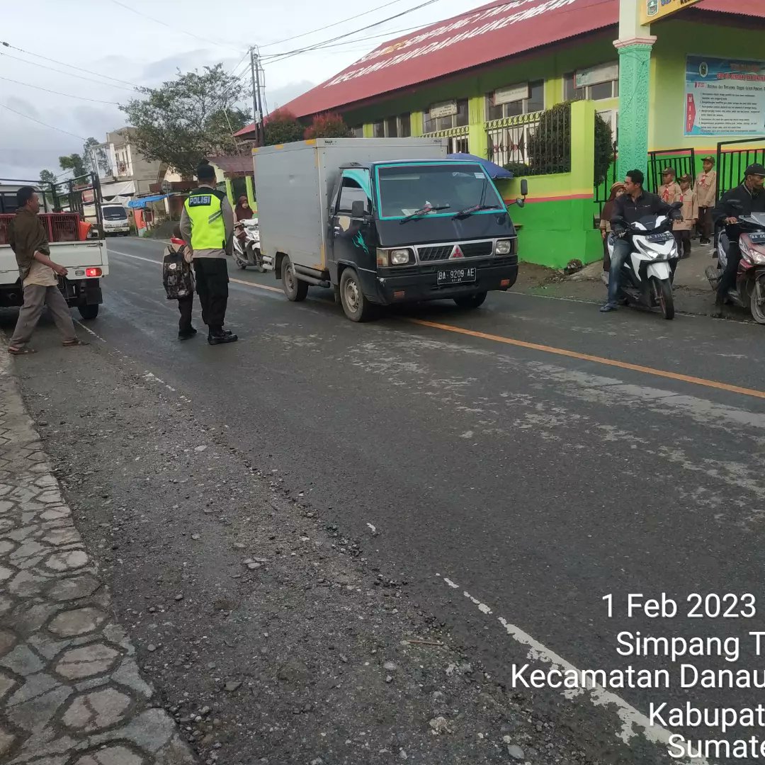 bobbyzidhan's tweet photo. Giat Cw Personil Polsek Danau Kembar
#polripresisi #polressolok #polsekdanaukembar https://t.co/4IsMQgFmHY