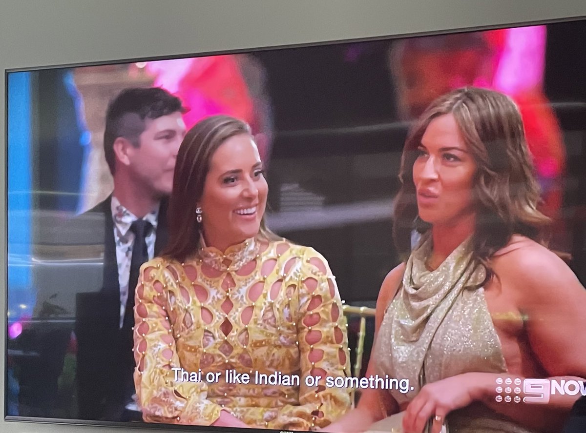 itsTRICIAyo's tweet photo. Lol Dan your mates aren’t protecting you, they’re closed minded. “This is a bit over the top”…mate have you seen this chick and her dress? #MAFSAU #MAFSAUS 

I swear I wasn’t gonna watch this damn show but guess I’m here for the Sandy and some of the other women https://t.co/uKtAY6d4yk