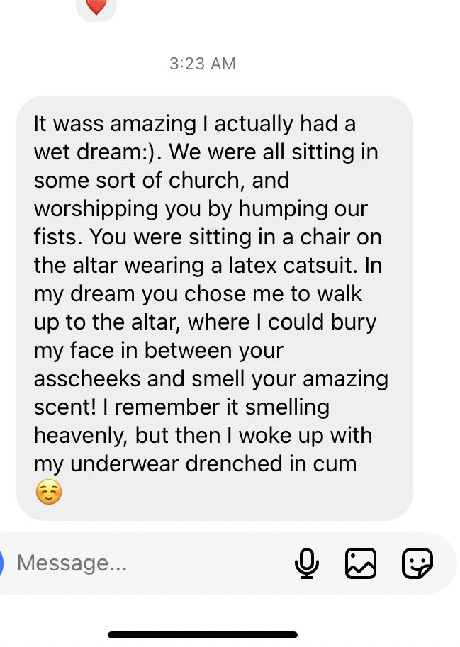 divine ღ︎︎ on Twitter: "RT @xdivinedoll: 2 different people having