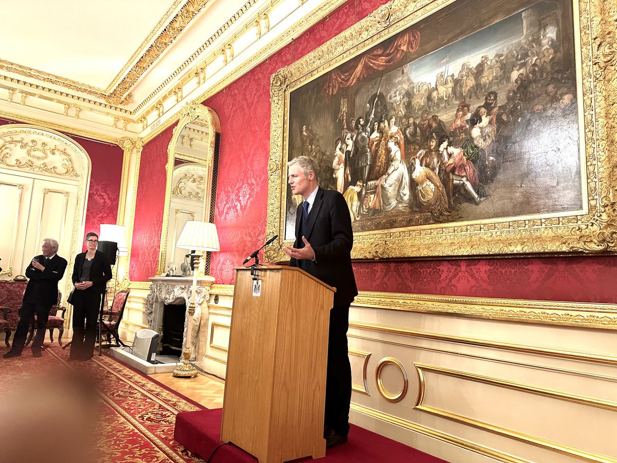 ⁦Lord @ZacGoldsmith⁩ laid out his 3 priorities fr the ⁦@commonwealthsec⁩ fr 2023 Intra-commonwealth #Trade&Investment #ClimateChange #CommonValues ⁦@LancasterHouse1⁩ We invite him to #Visit #MujibsBangladesh #Sunderbans #FloatingAgriculture 6million #SolarHomes