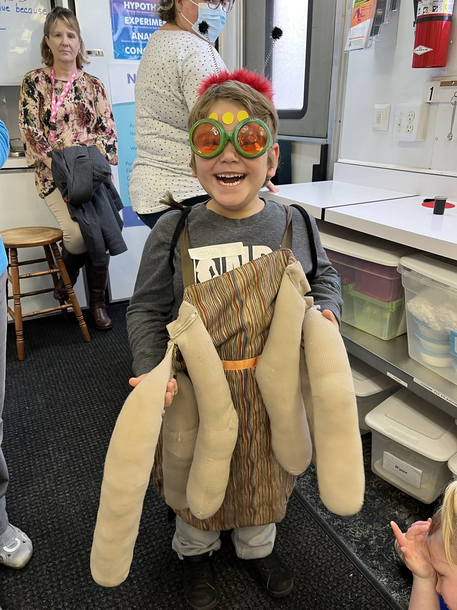 Mrs. Brenize tweet media