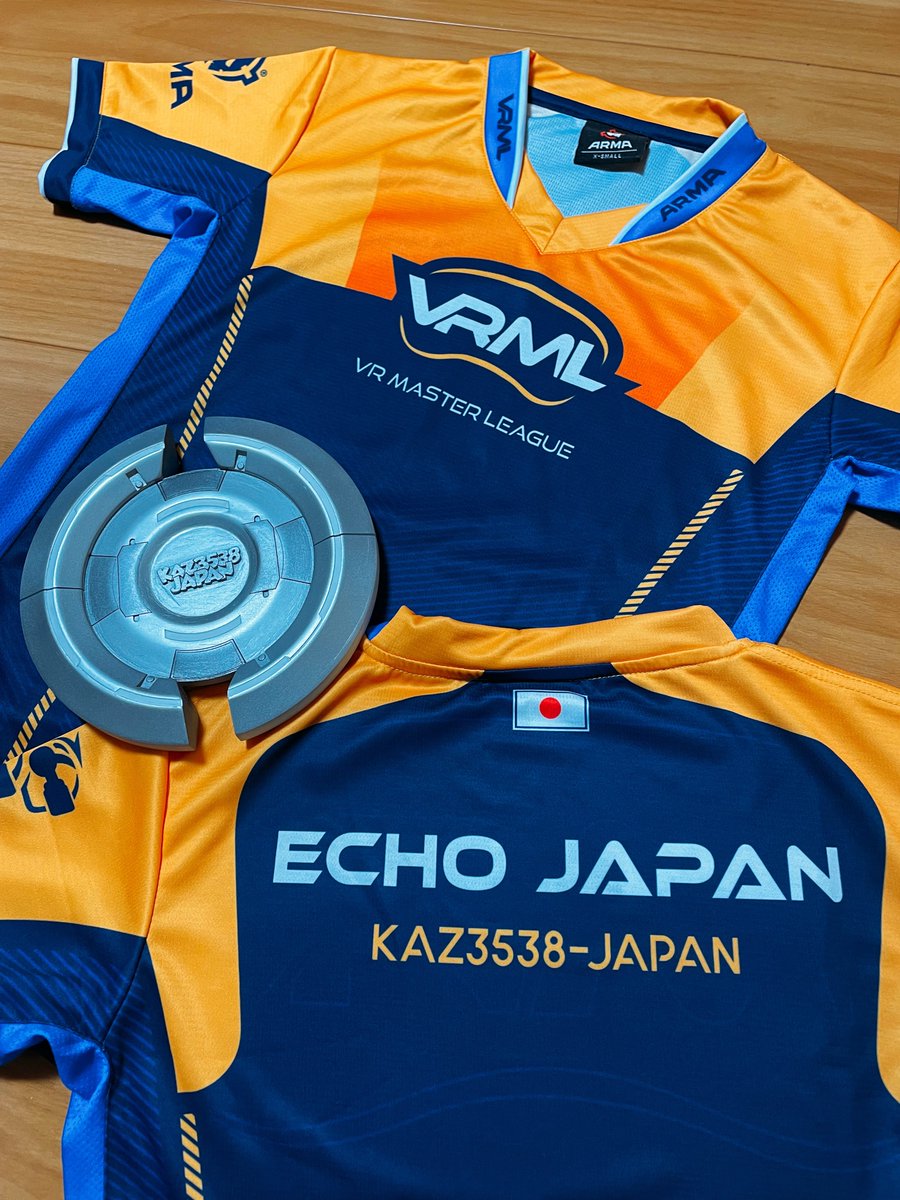 #EchoVR 
2020.8.12から EchoVRにハマってからの思い出フラッシュバッグがすごい。

こんなに熱くなれるゲームは他にない。

無くなるって思いもしなかった。
本当に寂しい。