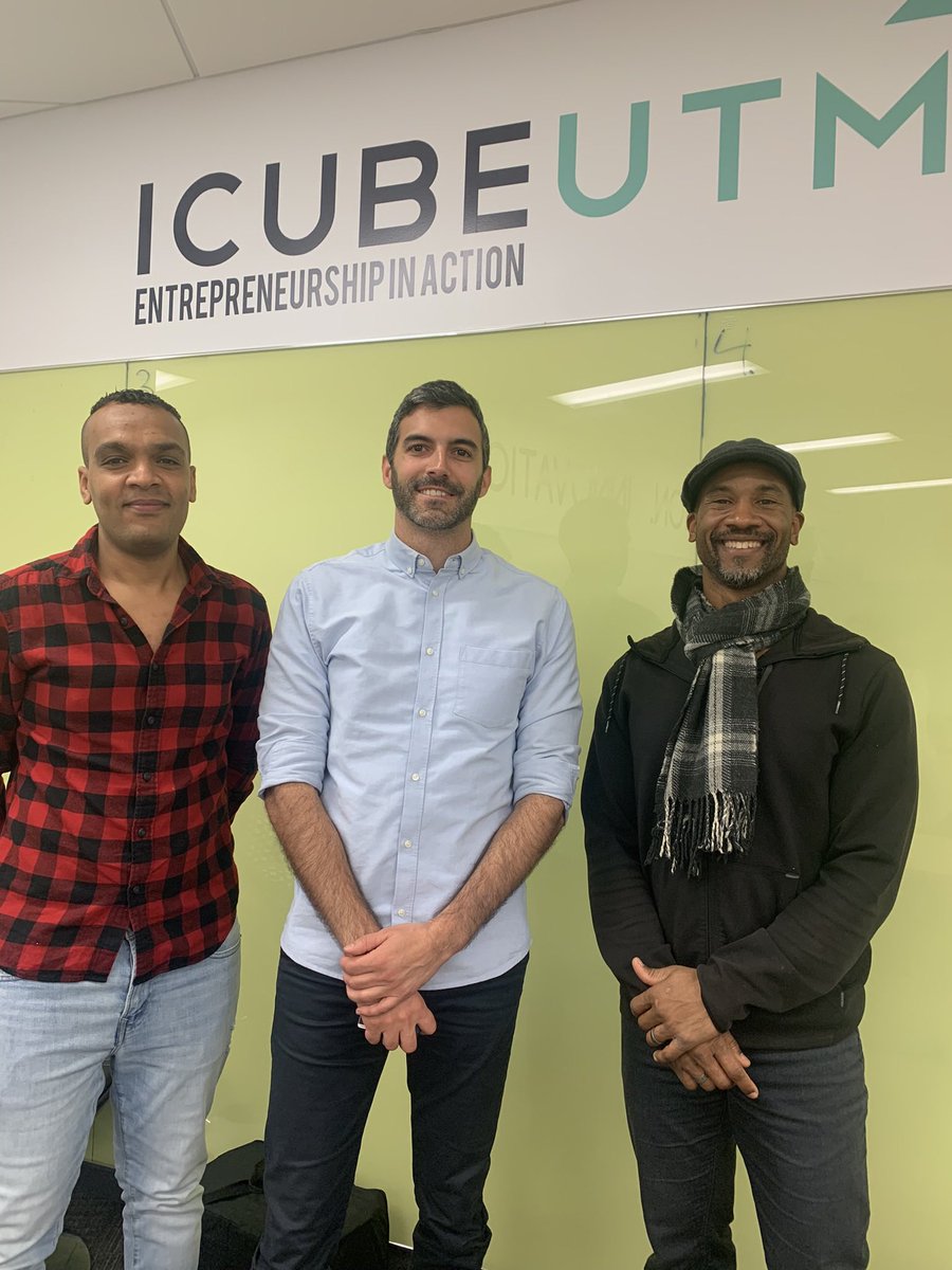 AmandaAboutTown's tweet photo. Great to catch up with @Reid4Ward9 again on campus.  We checked out @utm_engage and @IcubeUTM and talked all things community connection, partnership, and impact. https://t.co/ZPmdVrHUdx