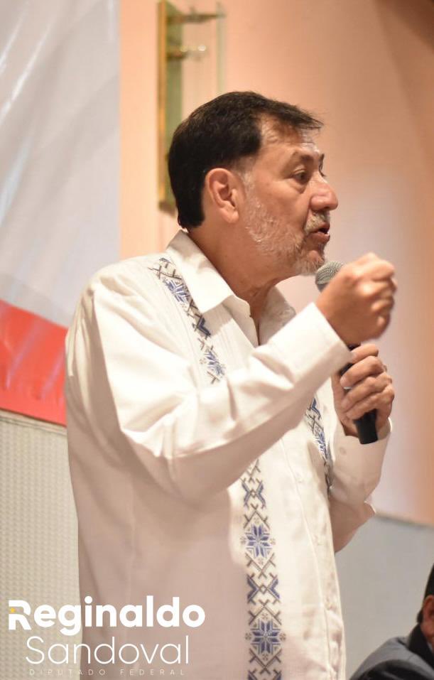 ReginaldoSF_PT's tweet photo. @fernandeznorona es reconocido por su congruencia y el continuo llamado a la unidad.

Nos regimos por los valores y principios que enarbolan la #4T.

El #PT es la vanguardia y locomotora ideológica de este movimiento transformador.

#ElPTEstáDeTuLado https://t.co/EONu8mllSa