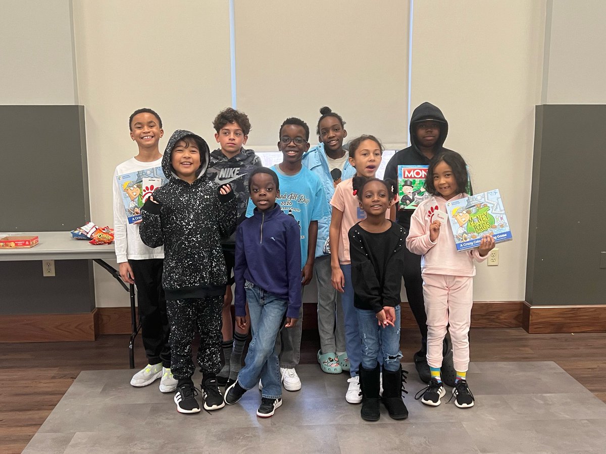 NorthTexas_JnJ's tweet photo. Teaching your children how to manage their funds wisely will arm them with the tools they require in order to achieve their dreams while living prosperous lives. Chili Peppers and Mavericks were given a lesson on financial independence.
#financialliteracy
#NorthTexasChapter https://t.co/Xoqyg2WYLN