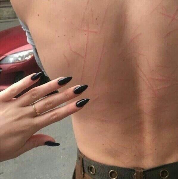 † (@sicughter) on Twitter photo 