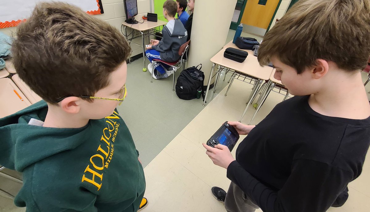 First Esports meeting 🎮🕹 <a href="/CBHolicongMS/">CB Holicong MS</a> <a href="/brianfmerrill/">Brian Merrill</a>