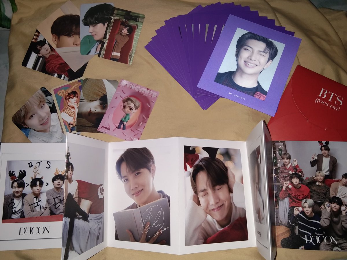 bbangbangtan_'s tweet photo. OMG FIRST GA KO TO KUNG HINDI PA SURPRISE GA WALA TALAGA HAHAHAHA KIDDING A SIDE, SOBRANG SAYA NG UMAGA KOOO THANK YOU SO MUCH😭 @borahaehug NAMISS KO TULOY SILA BIGLA😭😭 SOBRANG GANDAAA THANK YOU PO TALAGA😭😭😭 https://t.co/yKxJF4cfIG