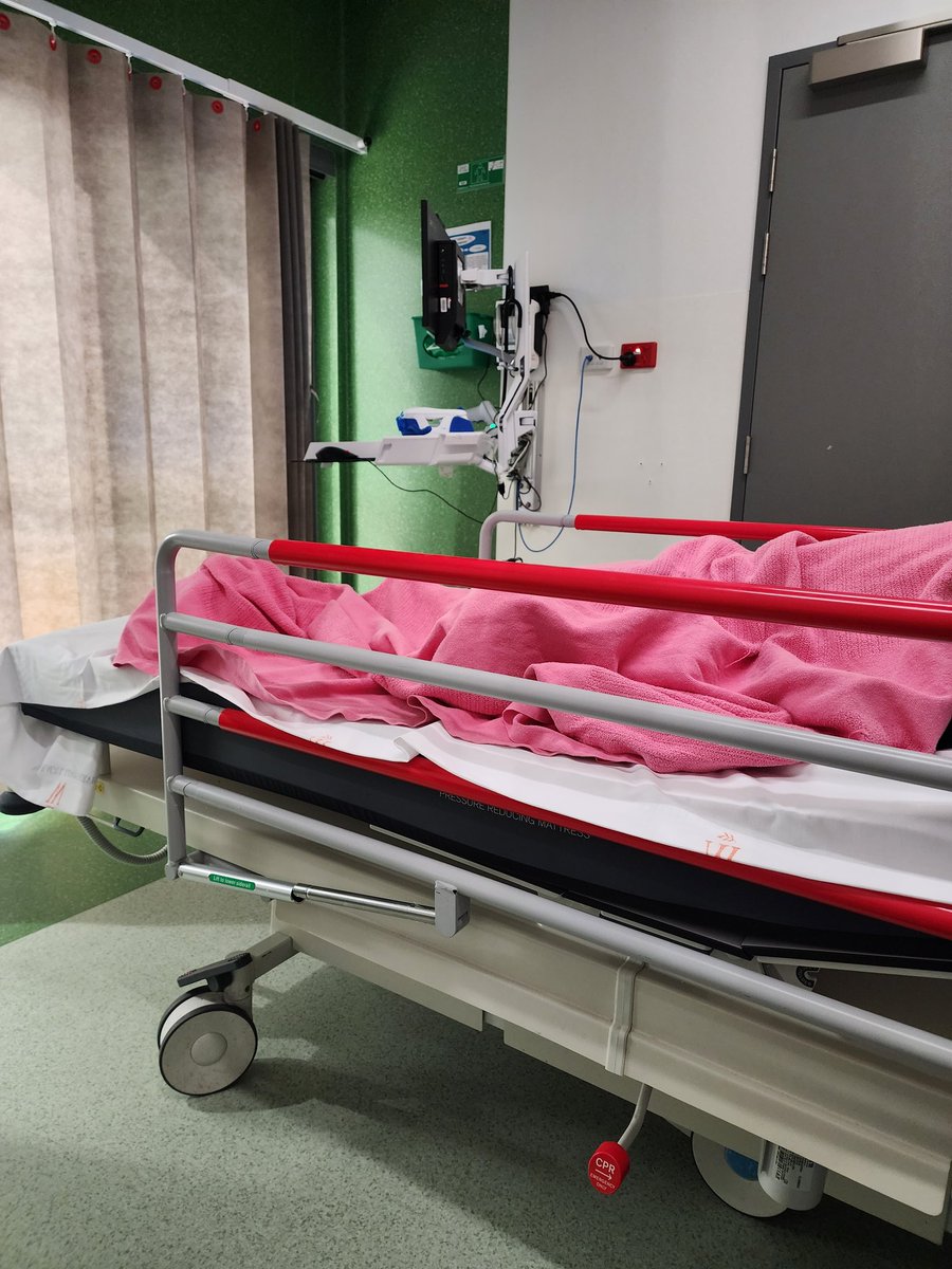 As a mum, Juggling work (running a startup) while managing a sick child in ED is challenging.

It's OK to reschedule when you can't..

But..

It's also OK to dial into a virtual meetings when your kid is asleep

Any thoughts?