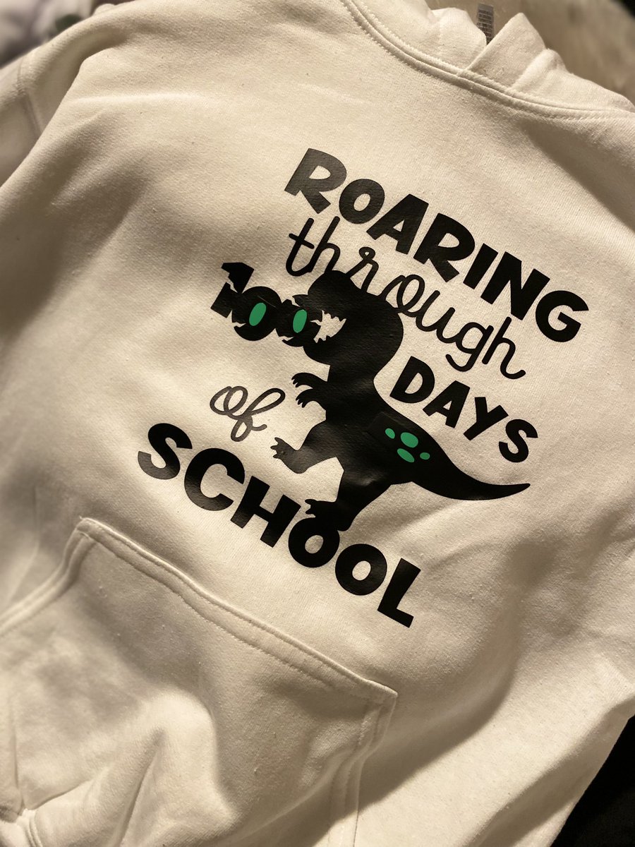 Edominguez_EDHS's tweet photo. And just like that my kids “strike out ⚾️ 💯 DAYS of school roaring 🦖 ”
#SISDrocks #TeamSISD #ituarte https://t.co/ky3l97A6If