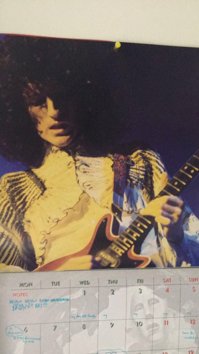 LOOK WHAT I FOUND ITS A CALENDAR MADE TO LOOK LIKE THE NOTW VINYL AND LOOK AT FUCKING FEBRUARY THEY ARE BLESSING ME WITH THIS PIC FOR AN ENTIRE MONTH IM GOING INSANE