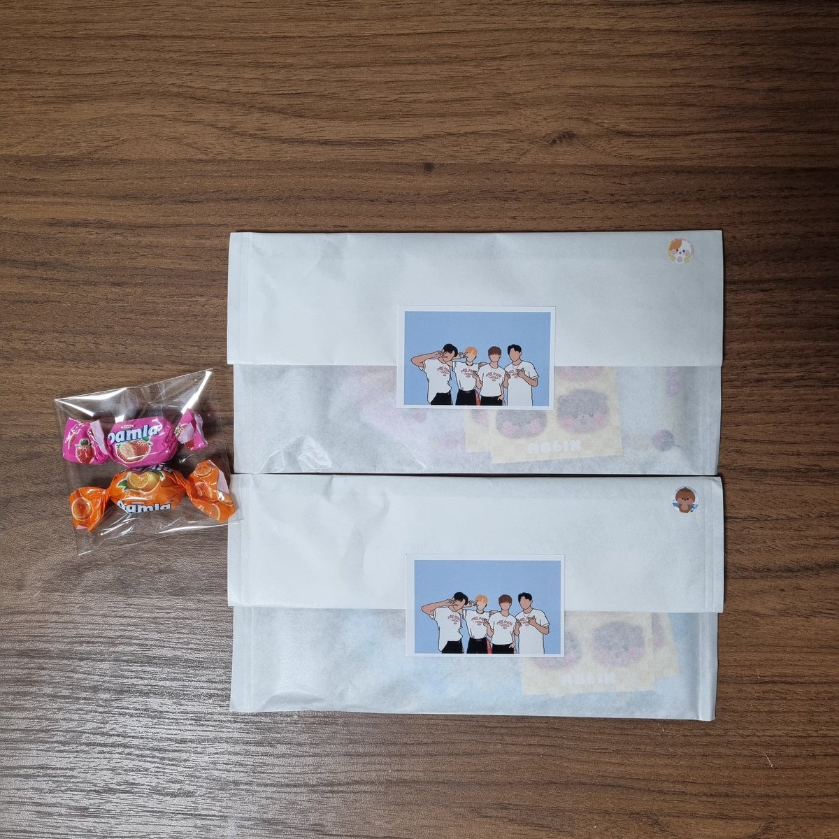 jjack__1102's tweet photo. #0522_예삐홀더 #AB6IX 
최애 우진씌의 포카홀더와 덕메언니에게 선물로 줄 웅씌 포카홀더가 드디어 도착했습니다🥰많은 에비뉴분들 후기를보고 하나만 산걸 후회 중이지만 오프 때 예절샷을 찍을 생각에 벌써부터 너무 행복해요❤️너무 이쁜 포카홀더 제작해주셔서 너무 감사하고 수고많으셨습니다🫶🏻 https://t.co/h3zadyPOTn