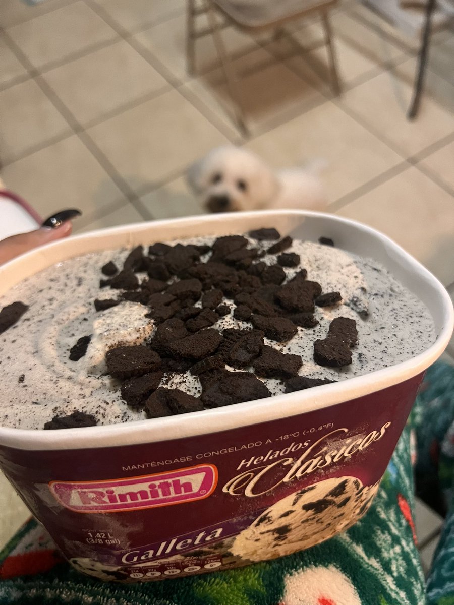 melyytmz__'s tweet photo. Los helados Rimith>>>>>😍 https://t.co/yce0iLpfii