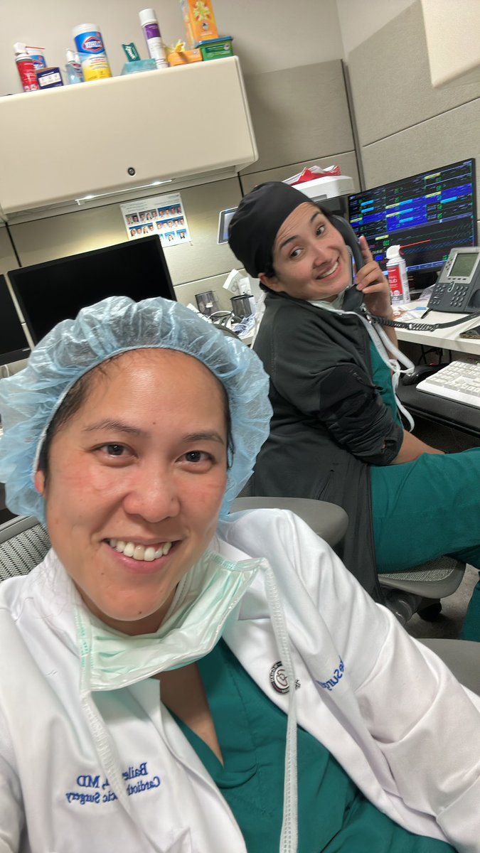 Party in the CTICU at 10:30 pm!! This challenging job is made easier by having amazing co-fellows! 🥰🥰 #fellowlife