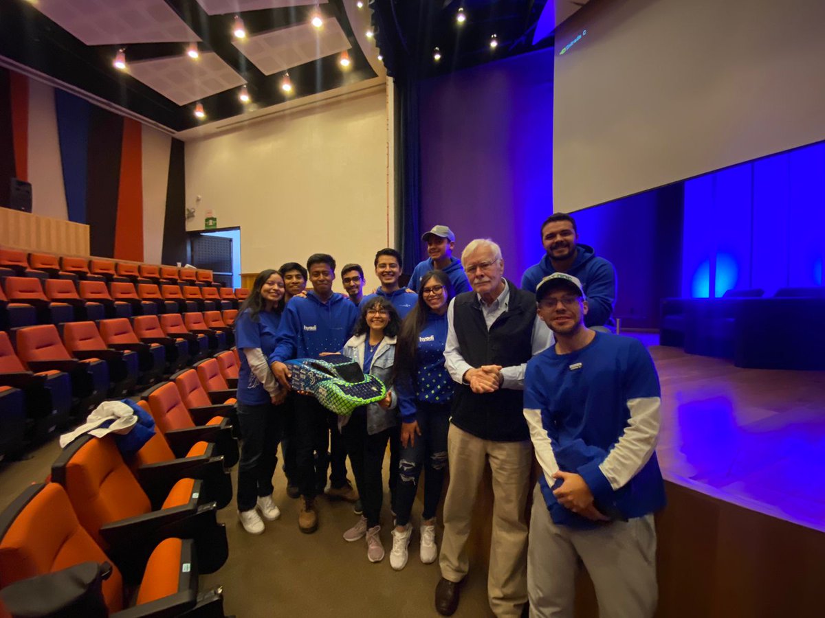 HyadiSRT's tweet photo. El día de ayer asistimos a un evento organizado por @TecdeMonterrey además de contar con la presencia de Hans Tholstrup, creador del Bridgestone World Solar Challenge. Esto nos permitió abrir nuestras mentes en nuevas direcciones y posibilidades!

#HyadiSRT https://t.co/bjCDqatx68