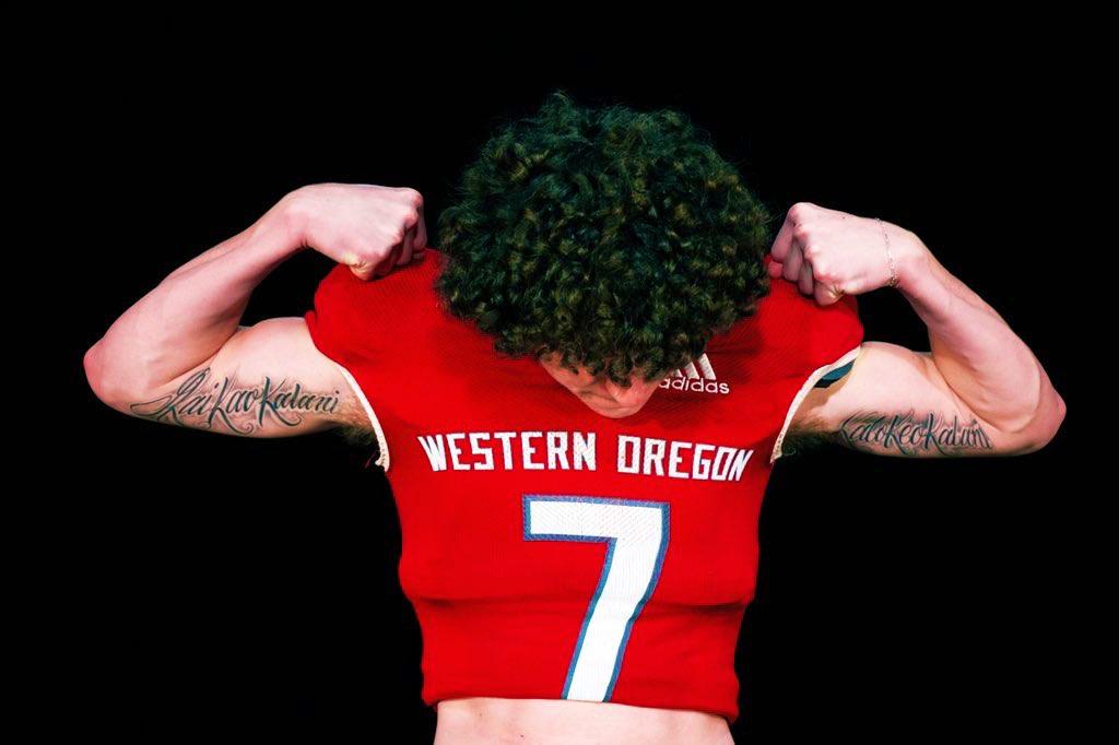 Logan Alexander i kaika o’ kalani Szarzec (@loganszarzec) on Twitter photo Blessed to be given the chance to commit and continue my academic and athletic career at WOU after not having a senior season, thanks to everyone who supported and believed in me. GO WOLVES !
<a href="/shanedKeck/">Coach Shane Keck</a> <a href="/B_Haugh/">Coach Brandon Haugh</a> <a href="/CoachHensley66/">Coach Hensley</a> <a href="/MattOverlin/">Matt Overlin</a> @TyCurrie3 <a href="/ArneFerguson/">Arne Ferguson</a> #WOLFP22 Blessed to be given the chance to commit and continue my academic and athletic career at WOU after not having a senior season, thanks to everyone who supported and believed in me. GO WOLVES !
<a href="/shanedKeck/">Coach Shane Keck</a> <a href="/B_Haugh/">Coach Brandon Haugh</a> <a href="/CoachHensley66/">Coach Hensley</a> <a href="/MattOverlin/">Matt Overlin</a> @TyCurrie3 <a href="/ArneFerguson/">Arne Ferguson</a> #WOLFP22