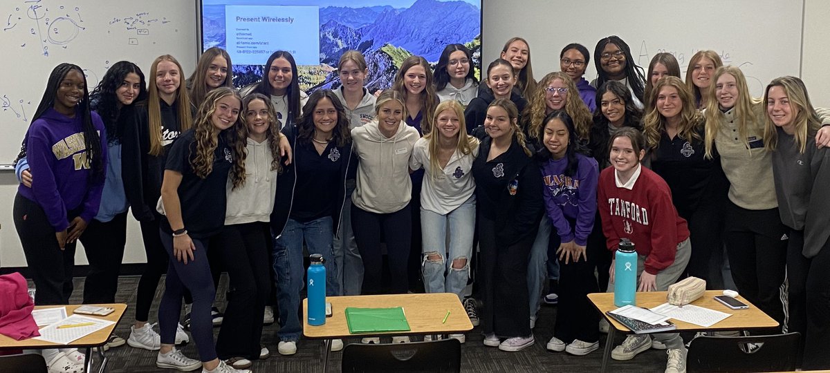 SoftballAcp's tweet photo. What an amazing 3 days of mental performance training. Thank you @bellaloomis for the training. I highly recommend her to help your student athletes. #BPSPERFORMANCE #eternalglory #mudita https://t.co/s3DHys7lS2