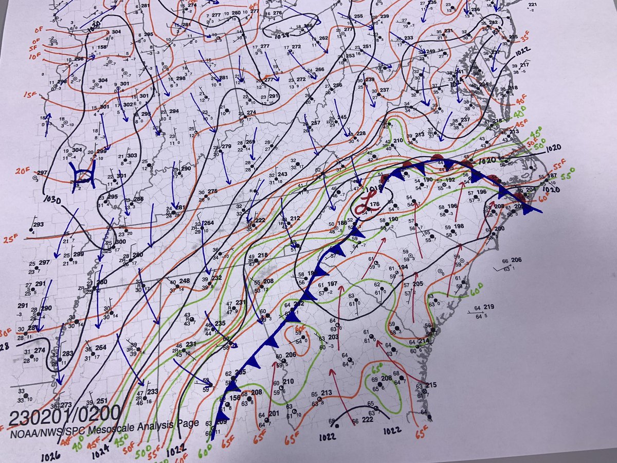 meteojoe's tweet image. Two days of southern low pressure systems impacting the morning commute in West Virginia #wvwx #handanalysis #wxtwitter #vawx