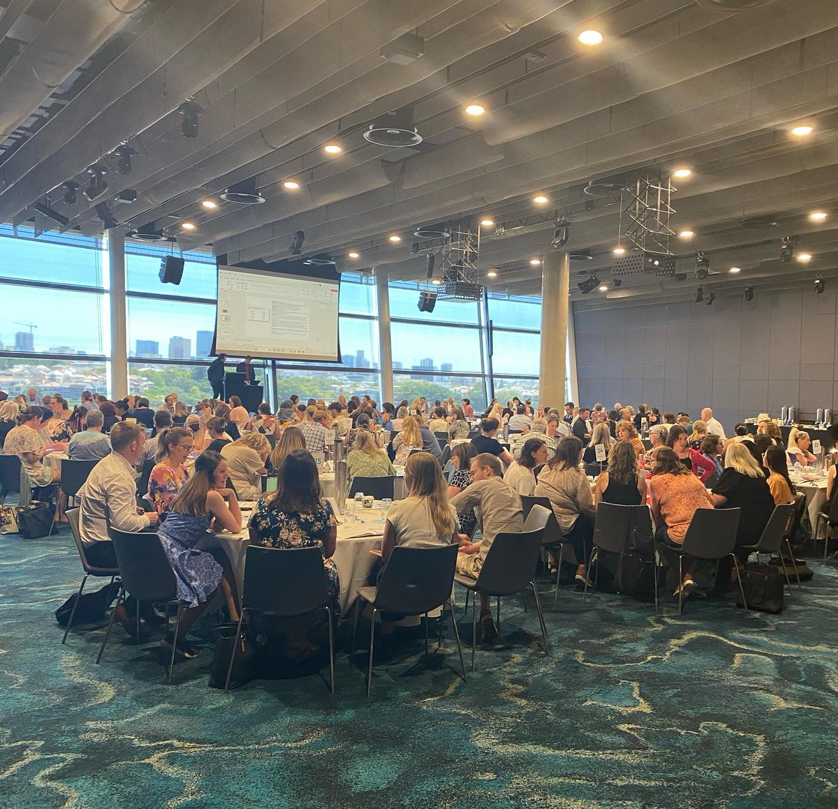 What a great way to start the 2023 school year - working with over 200 dedicated teachers at Optus Stadium. #teacherssupportingteachers
How’s that view? 
@ShapingmindsAus @DrLSHammond