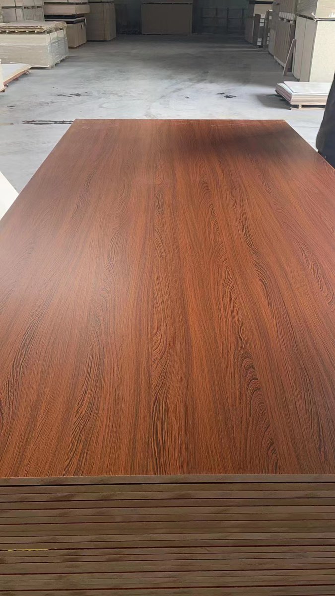 Melamine Laminates-- a leading plywood manufacturer and exporter.