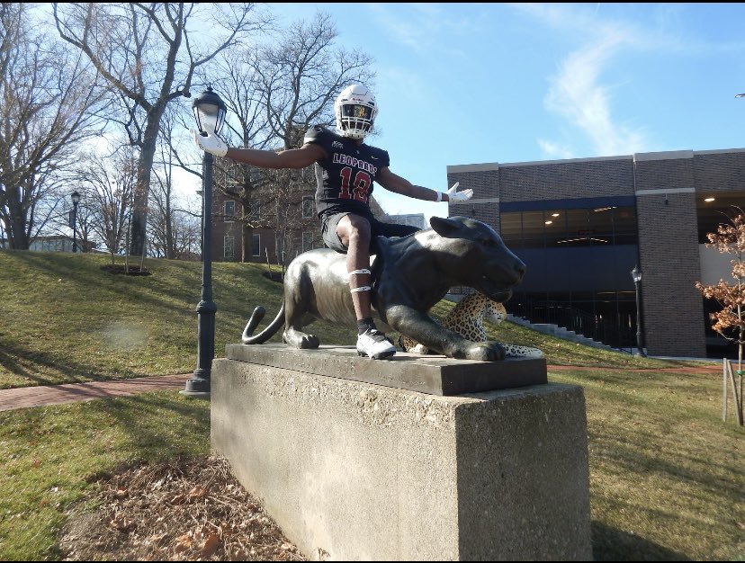 #AGTG After a great visit at Lafayette College and talking with my family I’m grateful to say I’m 100% committed!!!
<a href="/Coach__Trox/">John Troxell</a> <a href="/CoachRoeder/">Ryan Roeder</a> <a href="/LafColFootball/">Lafayette Football</a> <a href="/TViewWolves/">Timberview "The Pack" Wolves</a>