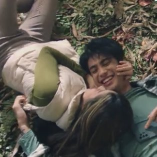 pinksdrafts's tweet photo. LUHHH GUARD ????????

PowerfulDONBELLE WithSMART

#DonnyPangilinan | #BelleMariano
#DonBelle | #PowerAlIDonBelle

https://t.co/jxOBcVTzJ7