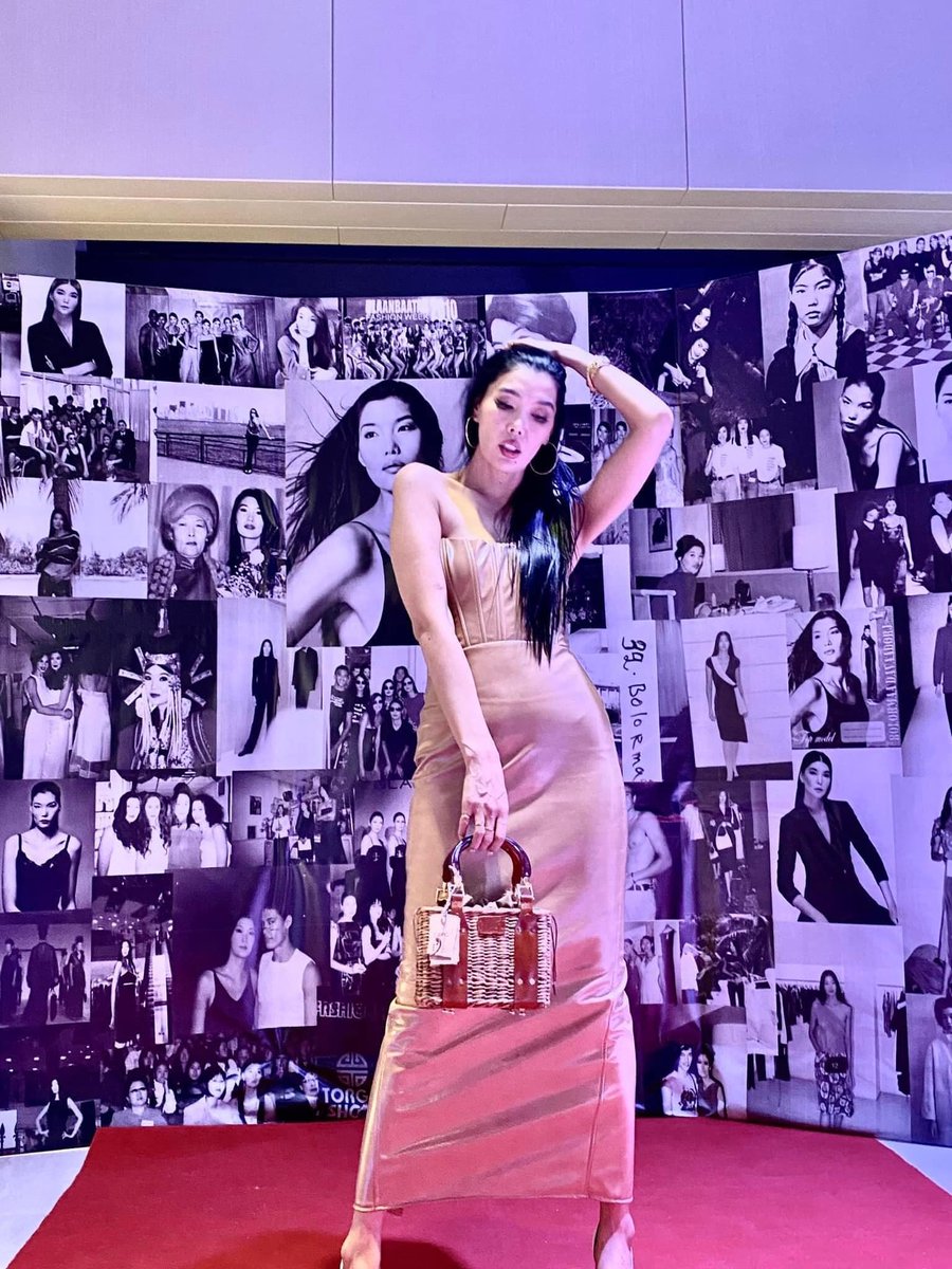 Asian Top Model Д.Болормаа 52 настай
Яаж ийм гоё байж болдог юм бэ 😍